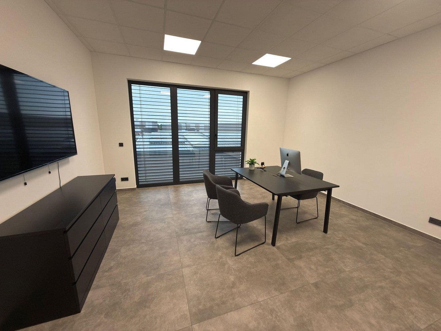 office to rent, 96 m², Emmy-Noether-Str. 4, Rheinbach, North Rhine-Westphalia office to rent, 96 m², Emmy-Noether-Str. 4, Rheinbach, North Rhine-Westphalia