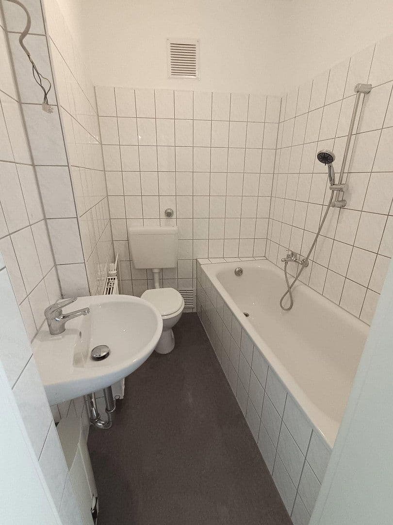 2 bedroom flat to rent, 48 m², Jahnstraße 36, Duisburg, North Rhine-Westphalia 2 bedroom flat to rent, 48 m², Jahnstraße 36, Duisburg, North Rhine-Westphalia