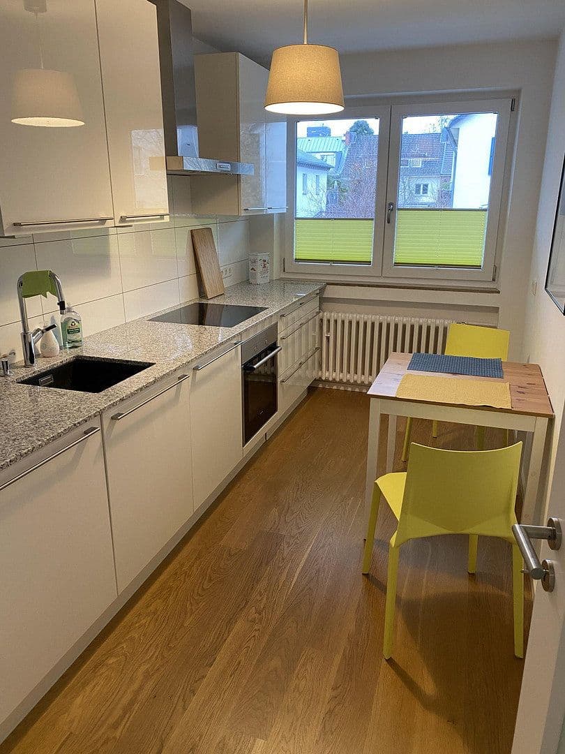 1 bedroom with open-plan kitchen flat to rent, 90 m², Bernhardstr. 147, Köln, North Rhine-Westphalia 1 bedroom with open-plan kitchen flat to rent, 90 m², Bernhardstr. 147, Köln, North Rhine-Westphalia