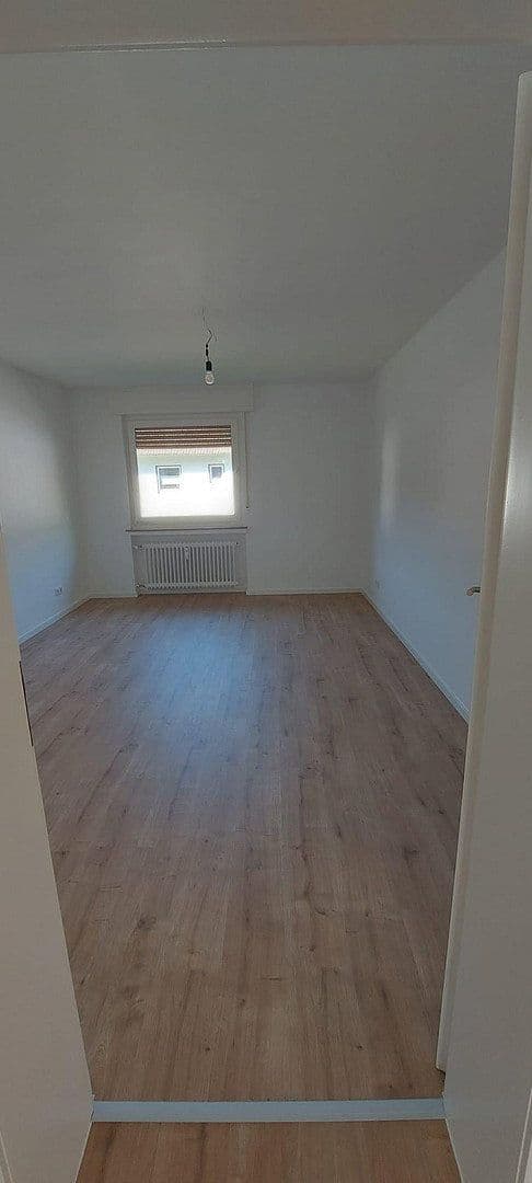 3 bedroom flat to rent, 77 m², Hasencleverstr. 18, Solingen, North Rhine-Westphalia 3 bedroom flat to rent, 77 m², Hasencleverstr. 18, Solingen, North Rhine-Westphalia