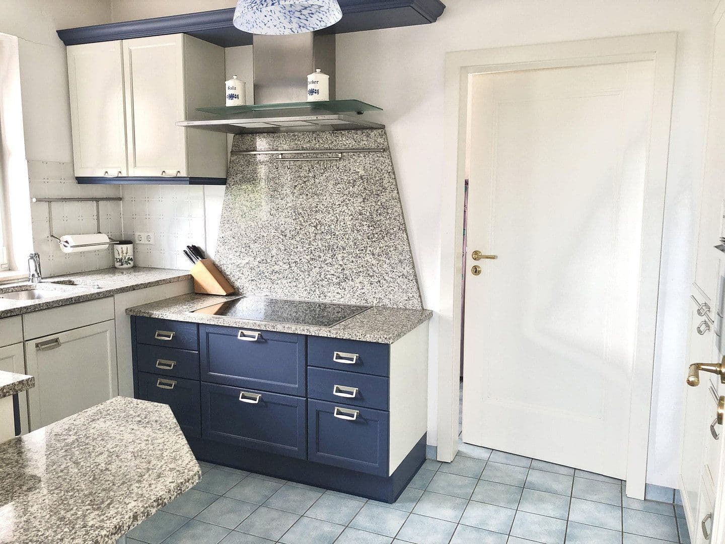 3 bedroom with open-plan kitchen flat for sale, 126 m², Neustadt Weinstrasse, Rhineland-Palatinate 3 bedroom with open-plan kitchen flat for sale, 126 m², Neustadt Weinstrasse, Rhineland-Palatinate