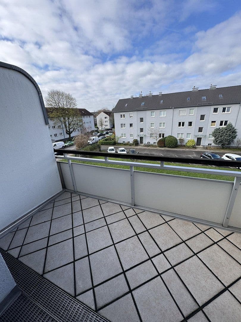 3 bedroom flat to rent, 55 m², Erich-Klausener-Straße 80, -Stockum, Düsseldorf, North Rhine-Westphalia 3 bedroom flat to rent, 55 m², Erich-Klausener-Straße 80, -Stockum, Düsseldorf, North Rhine-Westphalia