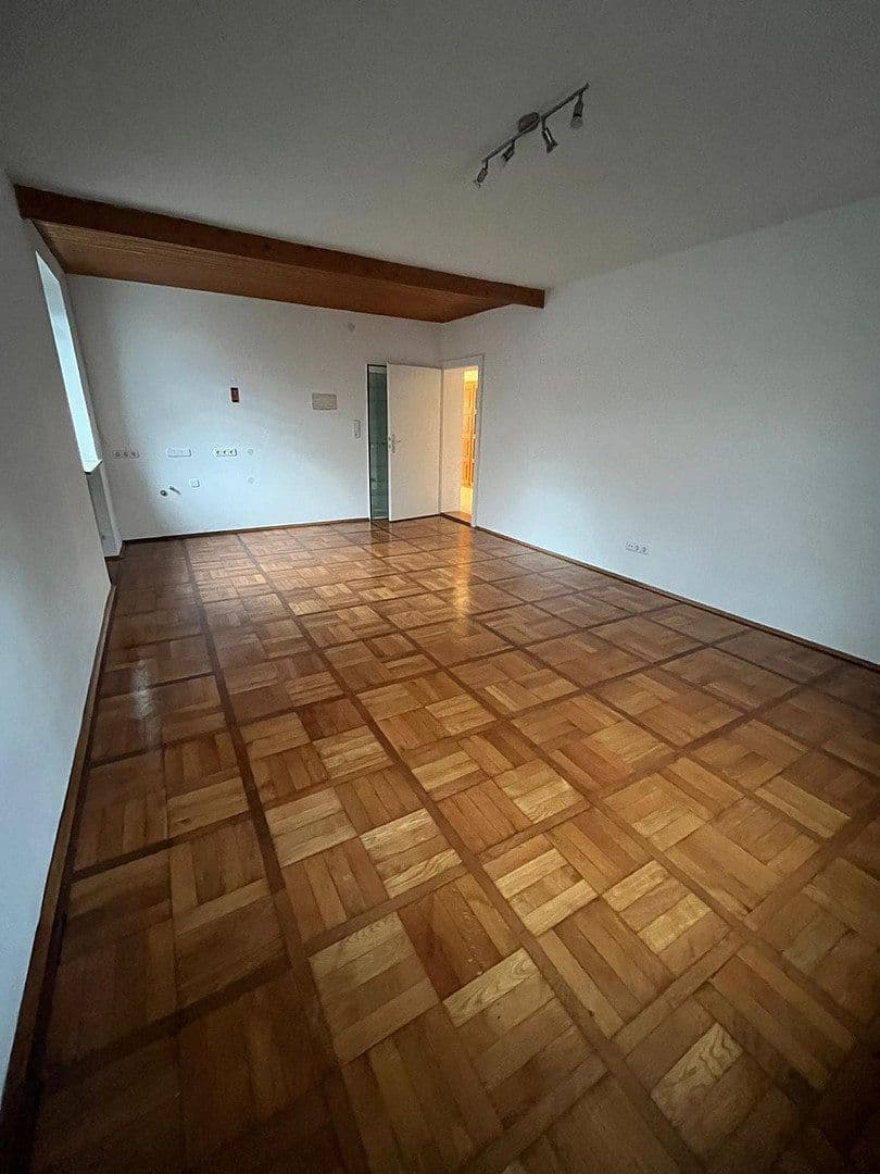 5 bedroom flat to rent, 130 m², Neue Bergstraße 23, Landshut, Bavaria 5 bedroom flat to rent, 130 m², Neue Bergstraße 23, Landshut, Bavaria