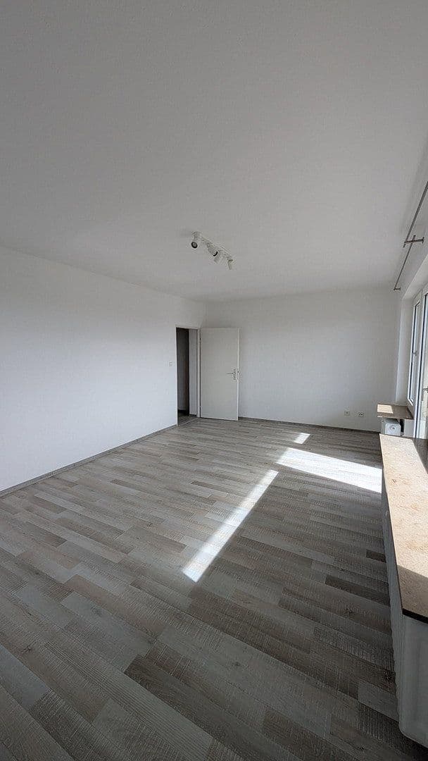 2 bedroom flat to rent, 58 m², Erlangen, Bavaria 2 bedroom flat to rent, 58 m², Erlangen, Bavaria