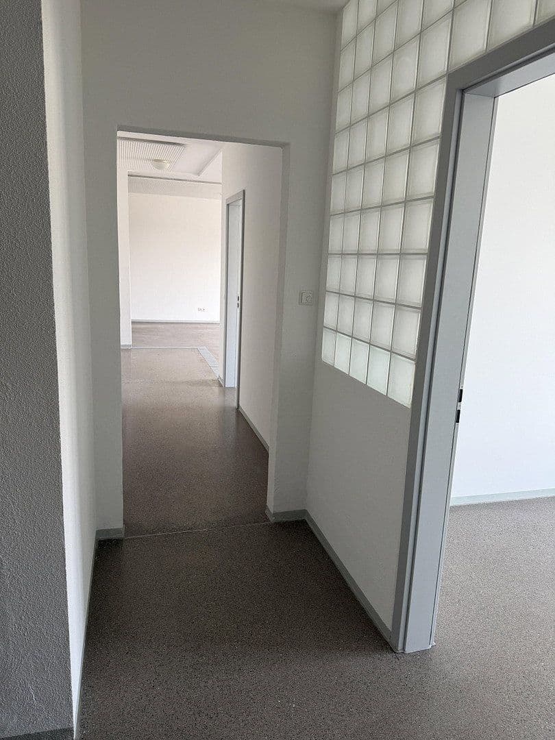 2 bedroom with open-plan kitchen flat to rent, 90 m², H.-E.-Busse Str. 4, Stockach, Baden-Württemberg 2 bedroom with open-plan kitchen flat to rent, 90 m², H.-E.-Busse Str. 4, Stockach, Baden-Württemberg