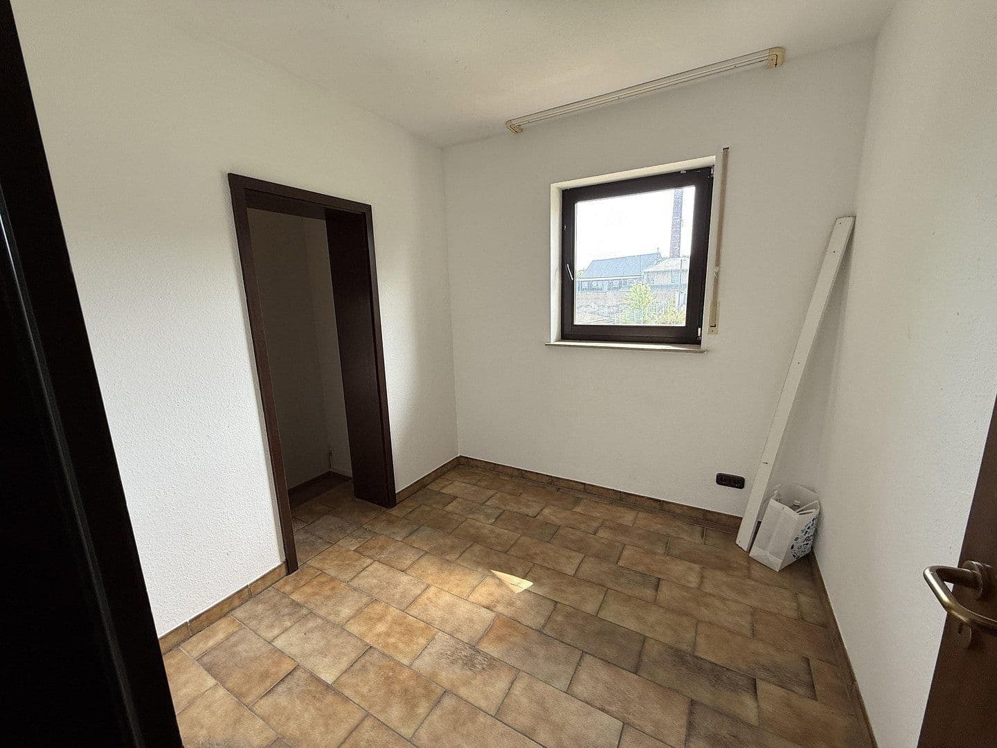 house to rent, 255 m², Bornwiese 4, Ransbach-Baumbach, Rhineland-Palatinate house to rent, 255 m², Bornwiese 4, Ransbach-Baumbach, Rhineland-Palatinate
