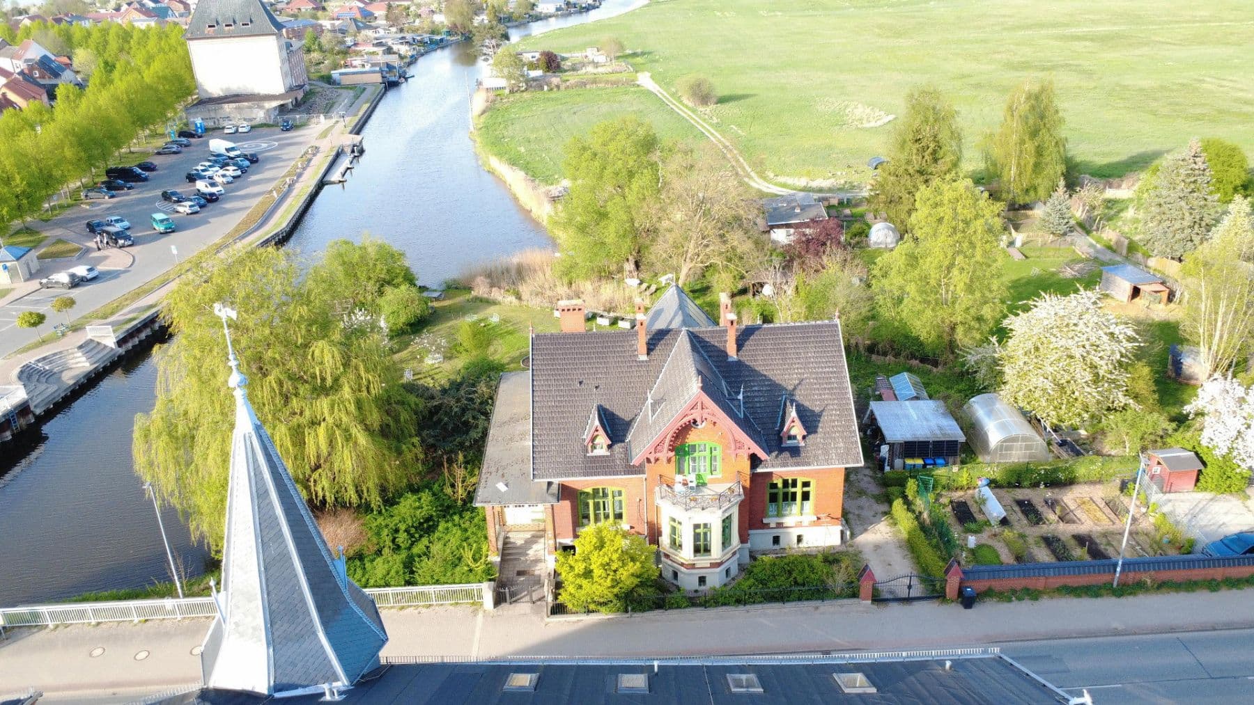house for sale, 489 m², Bützow, Mecklenburg-Vorpommern house for sale, 489 m², Bützow, Mecklenburg-Vorpommern