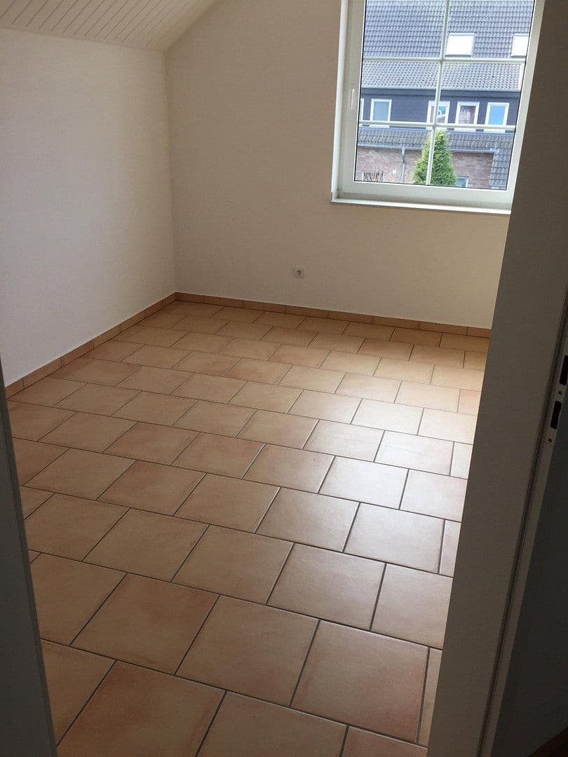 house for sale, 113 m², Am Waldrand 43, Hückelhoven, North Rhine-Westphalia house for sale, 113 m², Am Waldrand 43, Hückelhoven, North Rhine-Westphalia