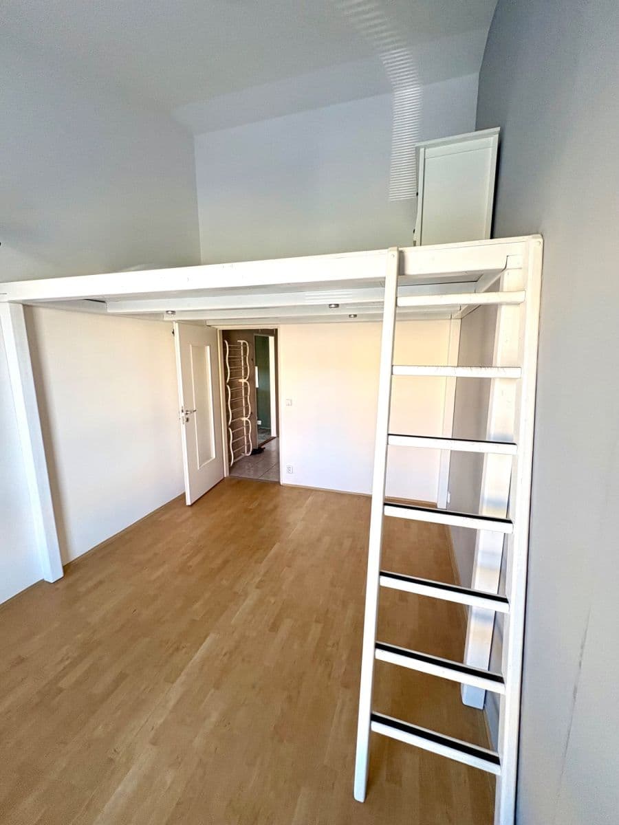 2 bedroom with open-plan kitchen flat to rent, 58 m², Okružní, Roudnice nad Labem, Ústecký Region 2 bedroom with open-plan kitchen flat to rent, 58 m², Okružní, Roudnice nad Labem, Ústecký Region