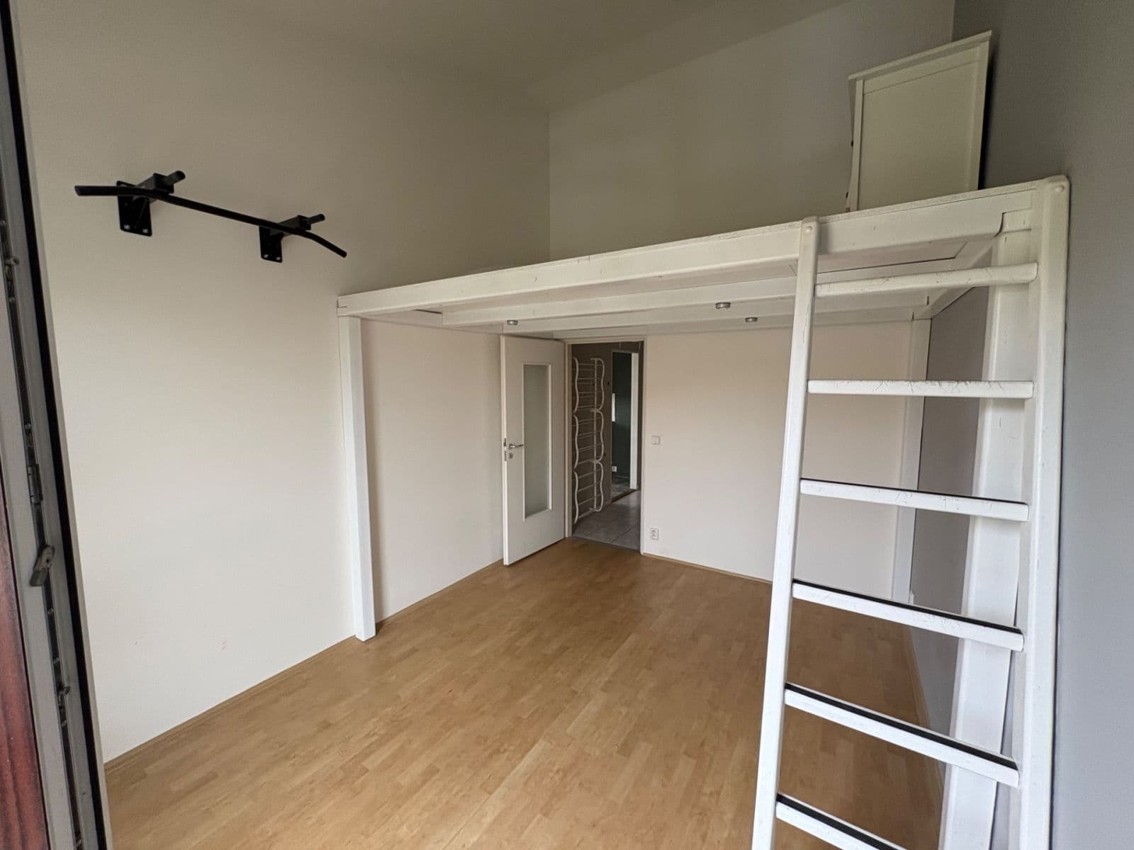 2 bedroom with open-plan kitchen flat to rent, 58 m², Okružní, Roudnice nad Labem, Ústecký Region 2 bedroom with open-plan kitchen flat to rent, 58 m², Okružní, Roudnice nad Labem, Ústecký Region