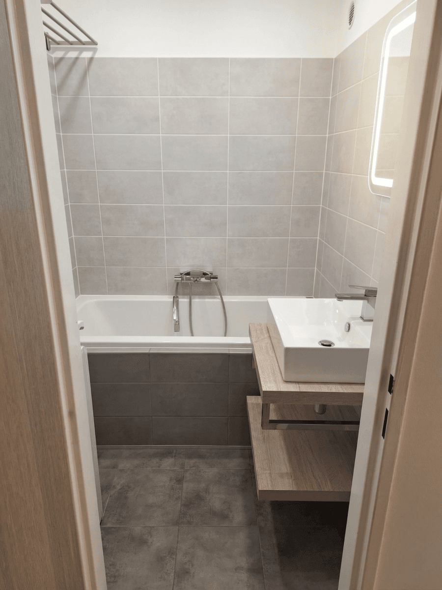 3 bedroom flat to rent, 85 m², Wassermannova, Prague, Prague 3 bedroom flat to rent, 85 m², Wassermannova, Prague, Prague