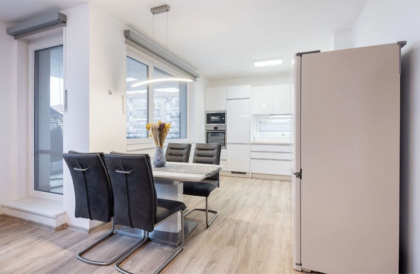3 bedroom with open-plan kitchen flat for sale, 120 m², Padovská, Prague, Prague 3 bedroom with open-plan kitchen flat for sale, 120 m², Padovská, Prague, Prague