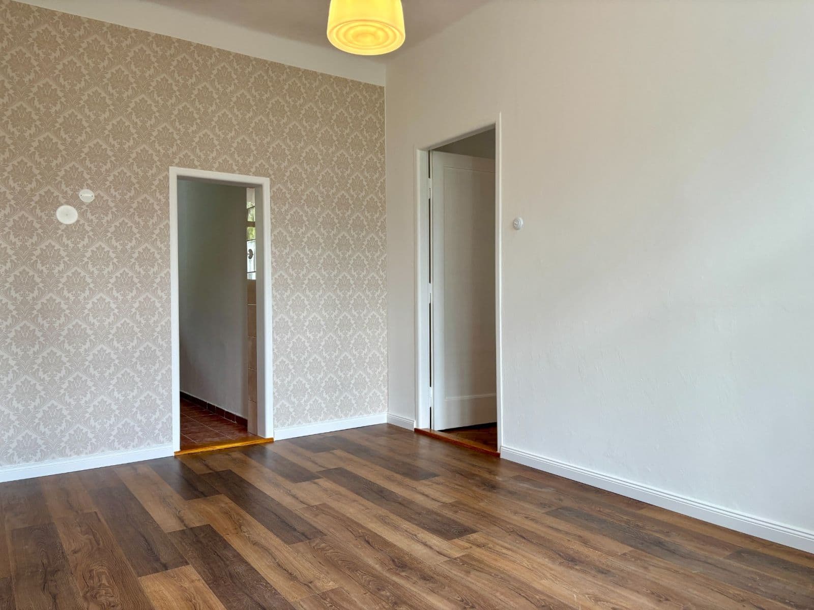 1 bedroom with open-plan kitchen flat to rent, 60 m², Obora, Vlašim, Středočeský Region 1 bedroom with open-plan kitchen flat to rent, 60 m², Obora, Vlašim, Středočeský Region