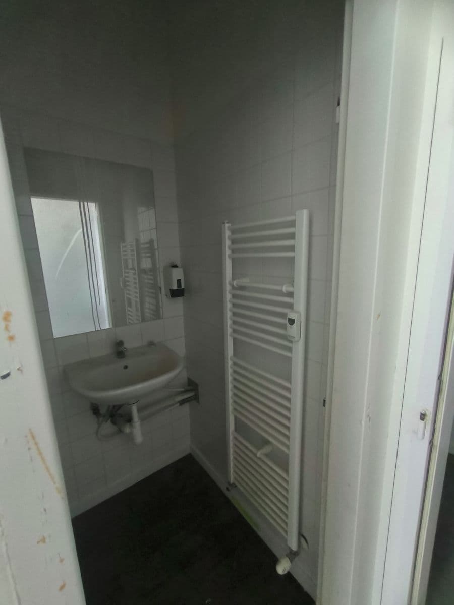 non-residential property to rent, 82 m², P. Pázmaňa, Šaľa, Nitriansky Region non-residential property to rent, 82 m², P. Pázmaňa, Šaľa, Nitriansky Region