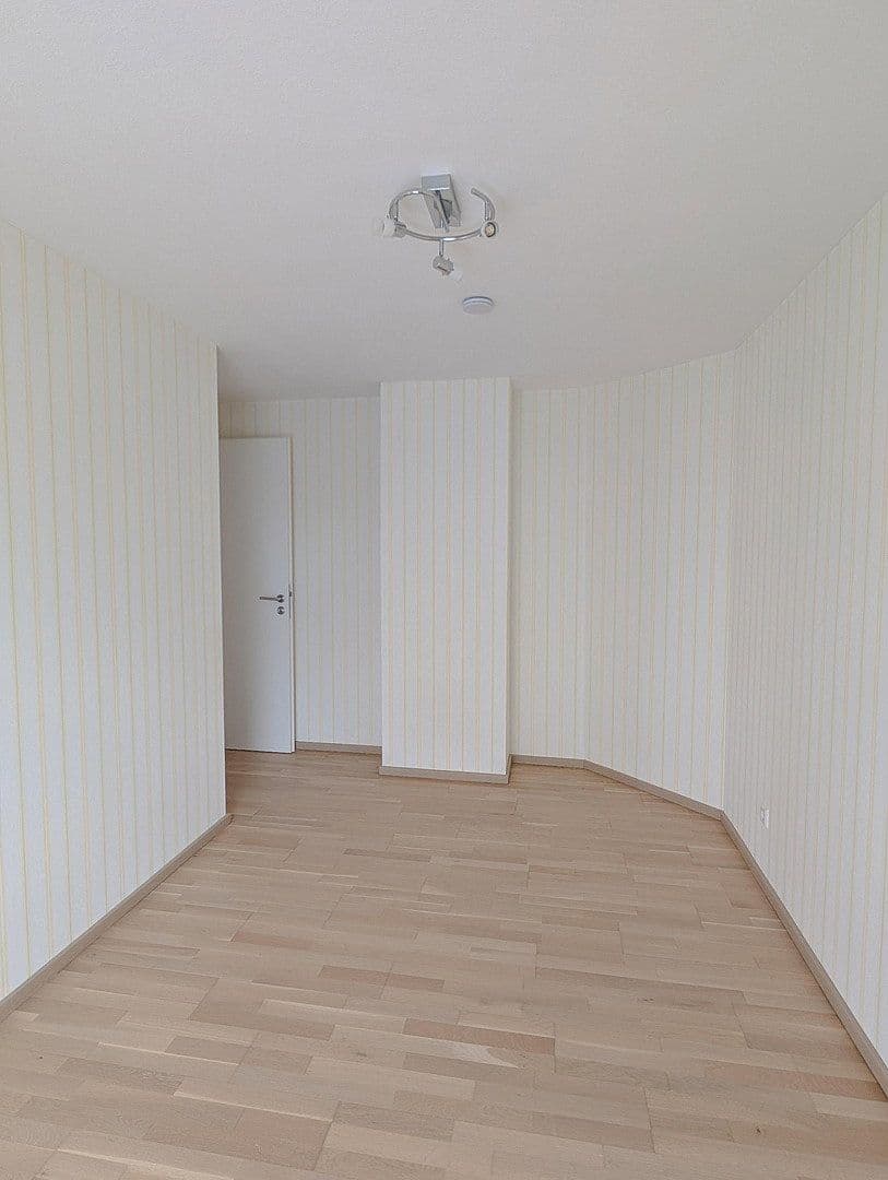 2 bedroom with open-plan kitchen flat to rent, 93 m², Backnang, Baden-Württemberg 2 bedroom with open-plan kitchen flat to rent, 93 m², Backnang, Baden-Württemberg
