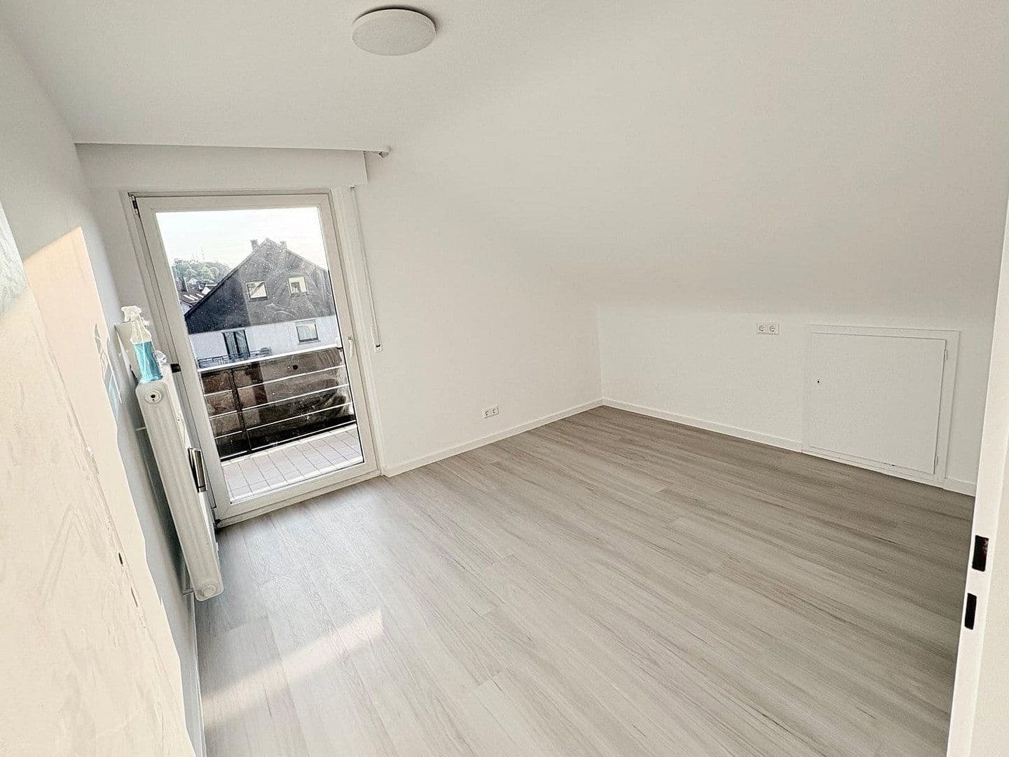 2 bedroom with open-plan kitchen flat to rent, 82 m², Deizisau, Baden-Württemberg 2 bedroom with open-plan kitchen flat to rent, 82 m², Deizisau, Baden-Württemberg