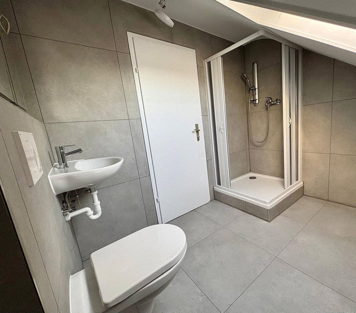 2 bedroom with open-plan kitchen flat to rent, 82 m², Deizisau, Baden-Württemberg 2 bedroom with open-plan kitchen flat to rent, 82 m², Deizisau, Baden-Württemberg