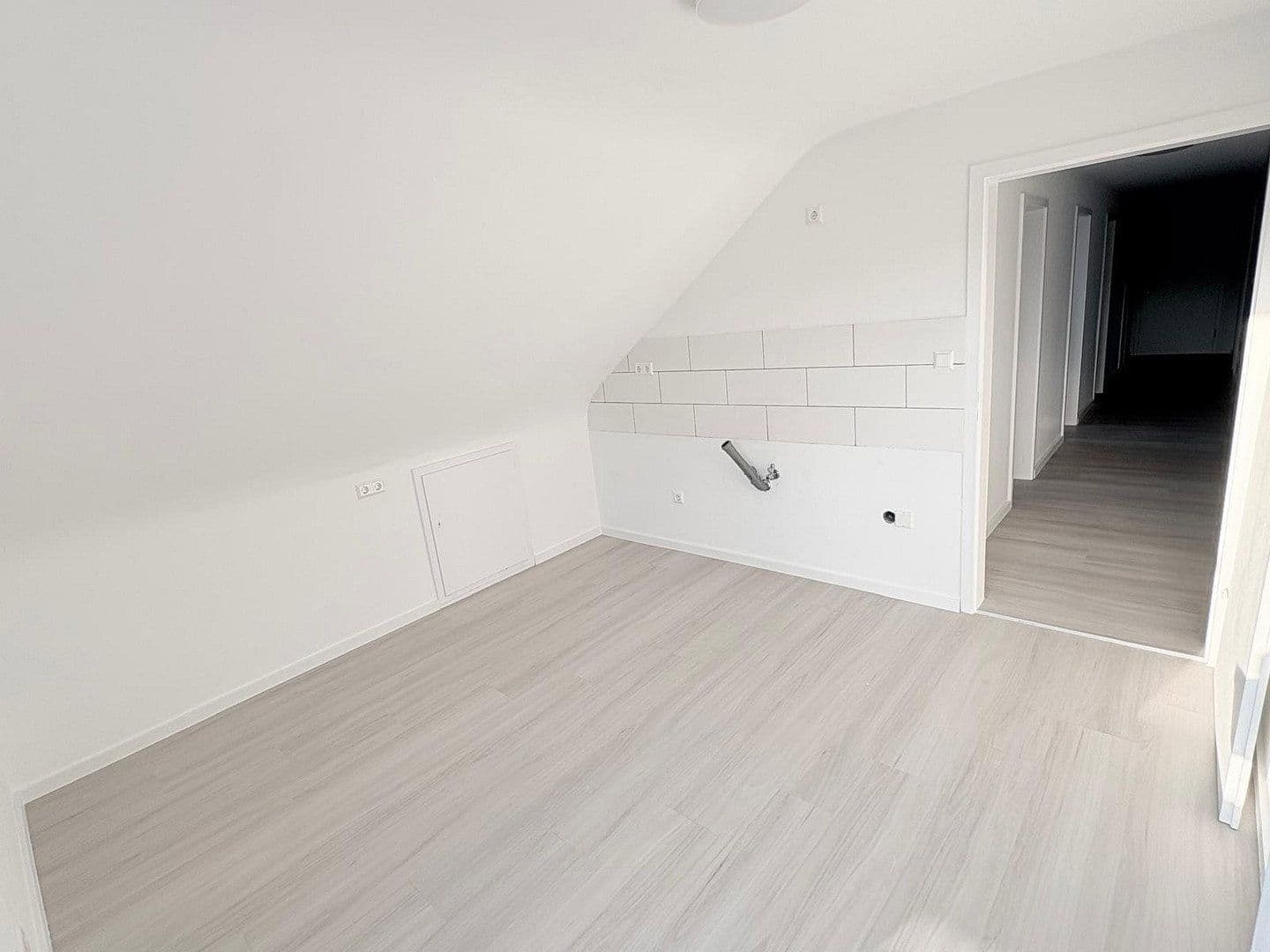 2 bedroom with open-plan kitchen flat to rent, 82 m², Deizisau, Baden-Württemberg 2 bedroom with open-plan kitchen flat to rent, 82 m², Deizisau, Baden-Württemberg