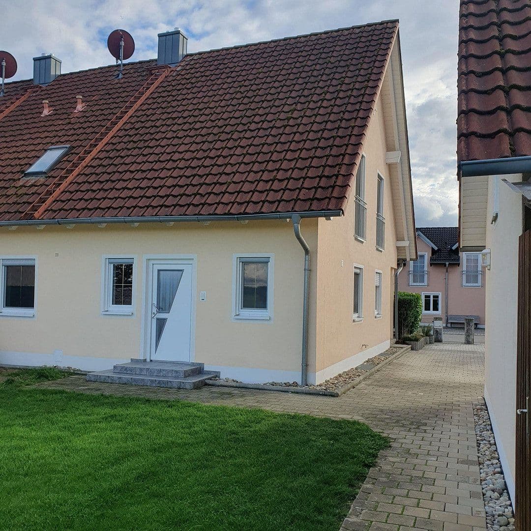 house for sale, 125 m², Pettenkofer Str. 21, Weichering OT Lichtenau, Bavaria house for sale, 125 m², Pettenkofer Str. 21, Weichering OT Lichtenau, Bavaria