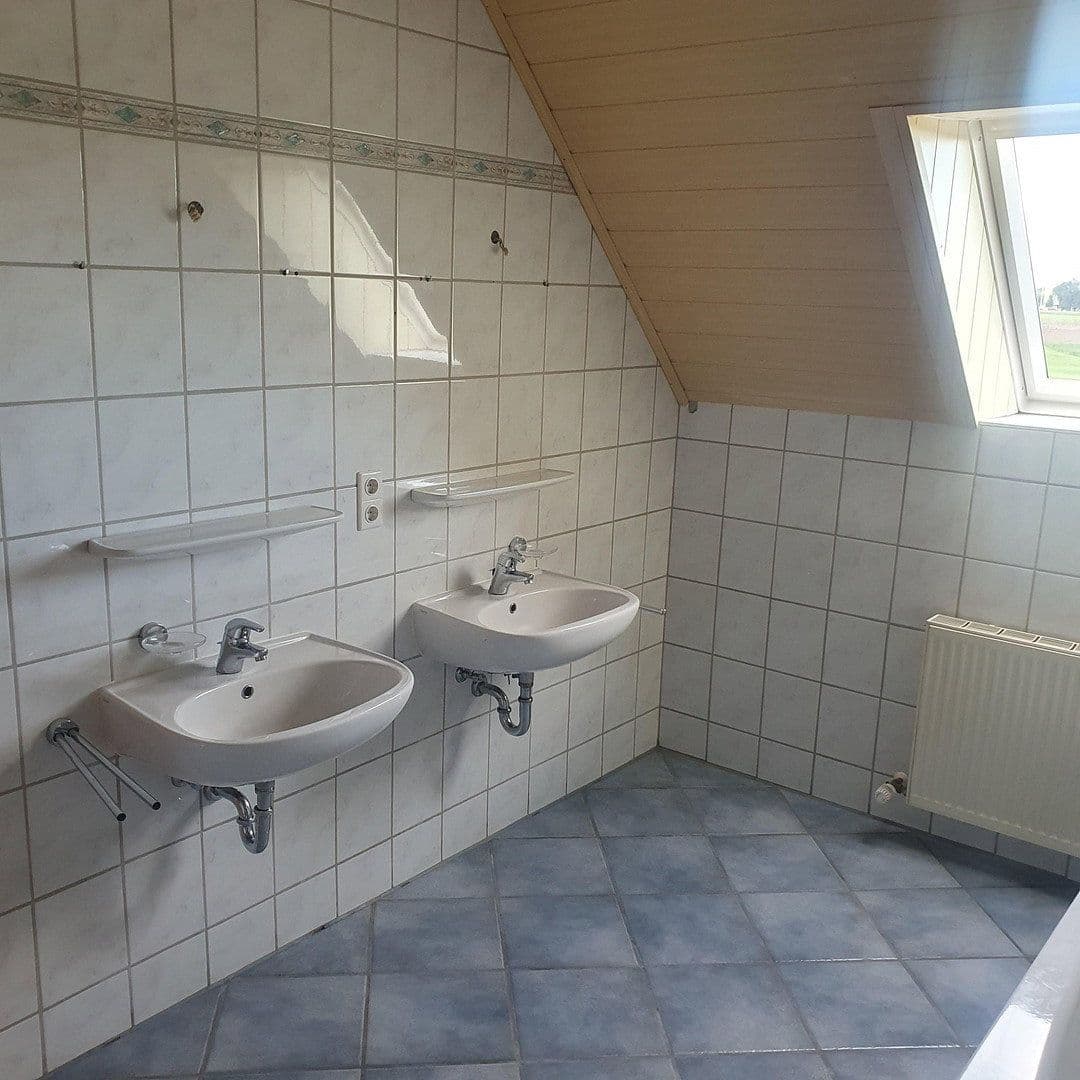 house for sale, 125 m², Pettenkofer Str. 21, Weichering OT Lichtenau, Bavaria house for sale, 125 m², Pettenkofer Str. 21, Weichering OT Lichtenau, Bavaria