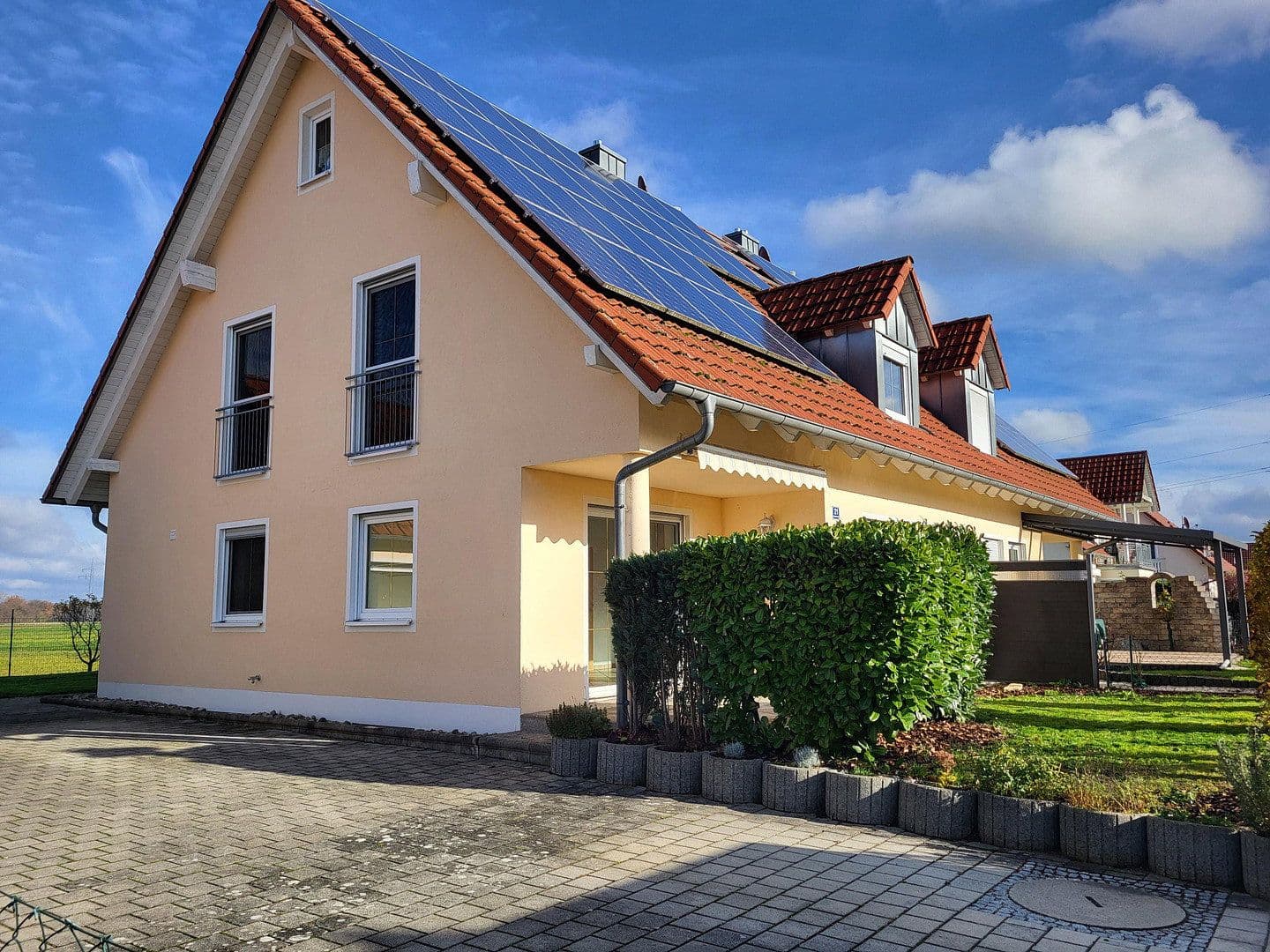 house for sale, 125 m², Pettenkofer Str. 21, Weichering OT Lichtenau, Bavaria house for sale, 125 m², Pettenkofer Str. 21, Weichering OT Lichtenau, Bavaria