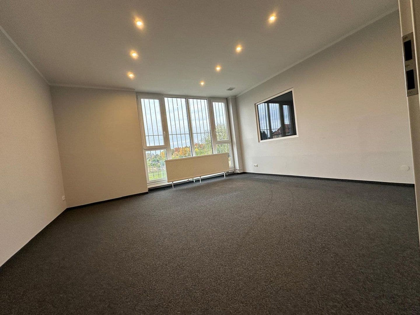 non-residential property to rent, 22,000 m², Steinbergstr. 3, Leipzig, Leipzig OT Holzhausen, Saxony non-residential property to rent, 22,000 m², Steinbergstr. 3, Leipzig, Leipzig OT Holzhausen, Saxony