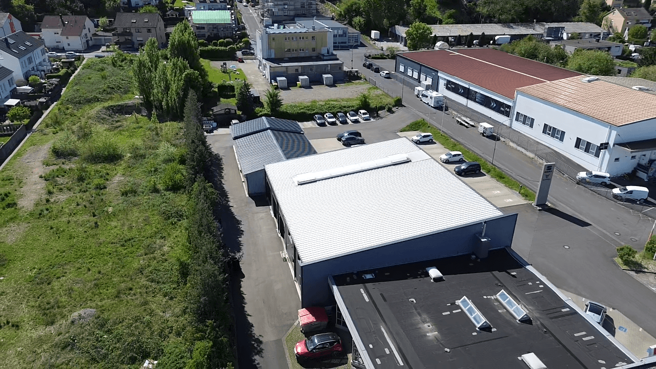 non-residential property for sale, 6,900 m², Gewerbestrasse 2-4, Zell am Main, Bavaria non-residential property for sale, 6,900 m², Gewerbestrasse 2-4, Zell am Main, Bavaria