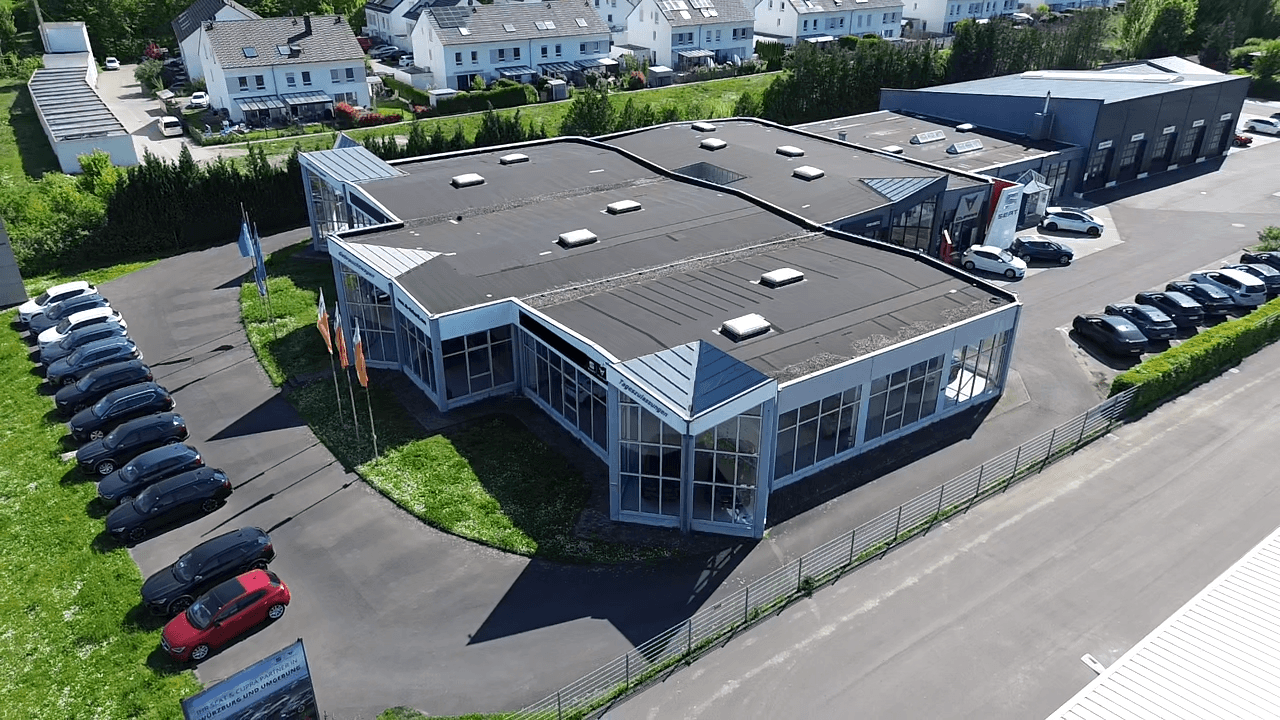 non-residential property for sale, 6,900 m², Gewerbestrasse 2-4, Zell am Main, Bavaria non-residential property for sale, 6,900 m², Gewerbestrasse 2-4, Zell am Main, Bavaria