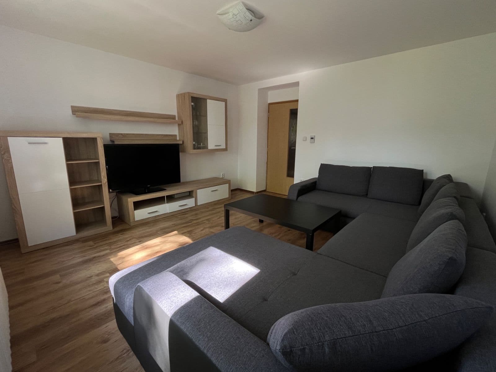 2 bedroom flat to rent, 62 m², Krátká, Hulín, Zlínský Region 2 bedroom flat to rent, 62 m², Krátká, Hulín, Zlínský Region