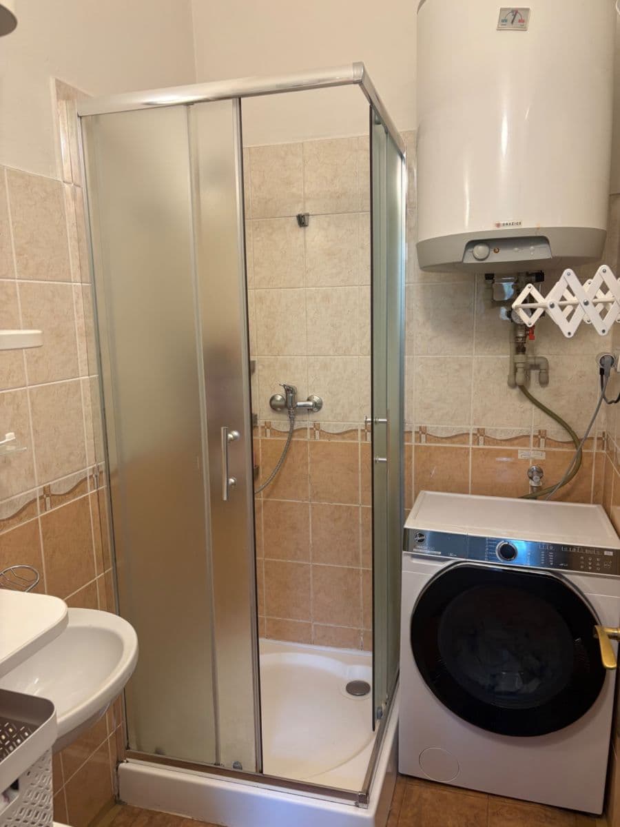 1 bedroom with open-plan kitchen flat to rent, 42 m², Na Ostrůvku, Prague, Prague 1 bedroom with open-plan kitchen flat to rent, 42 m², Na Ostrůvku, Prague, Prague