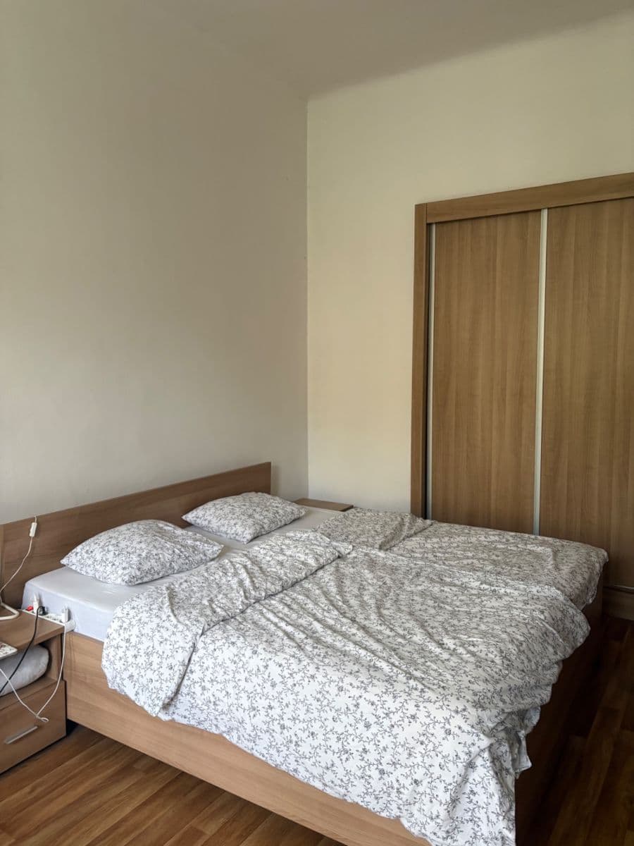 1 bedroom with open-plan kitchen flat to rent, 42 m², Na Ostrůvku, Prague, Prague 1 bedroom with open-plan kitchen flat to rent, 42 m², Na Ostrůvku, Prague, Prague