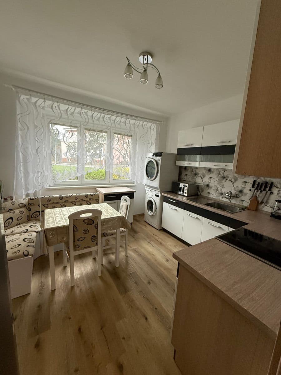 1 bedroom flat to rent, 37 m², Kralupská, Brandýs nad Labem-Stará Boleslav, Středočeský Region 1 bedroom flat to rent, 37 m², Kralupská, Brandýs nad Labem-Stará Boleslav, Středočeský Region