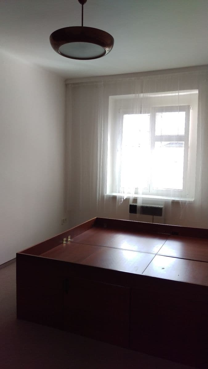 1 bedroom with open-plan kitchen flat to rent, 44 m², Radhošťská, Prague, Prague 1 bedroom with open-plan kitchen flat to rent, 44 m², Radhošťská, Prague, Prague