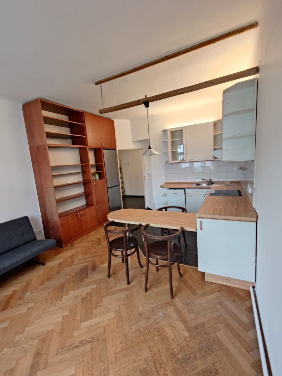 1 bedroom flat to rent, 44 m², Radhošťská, Prague, Prague 1 bedroom flat to rent, 44 m², Radhošťská, Prague, Prague