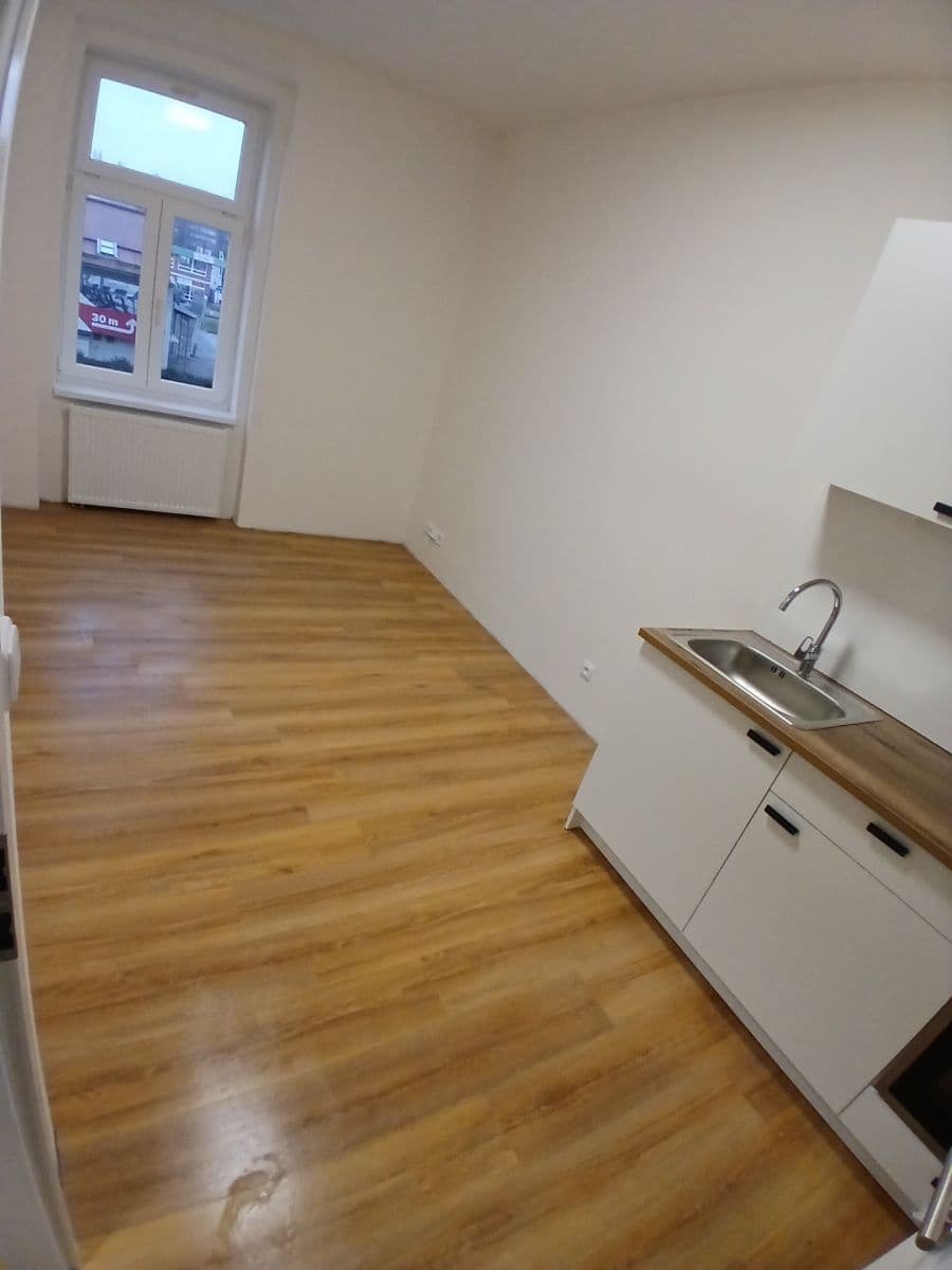 1 bedroom with open-plan kitchen flat to rent, 34 m², Českomoravská, Prague, Prague 1 bedroom with open-plan kitchen flat to rent, 34 m², Českomoravská, Prague, Prague