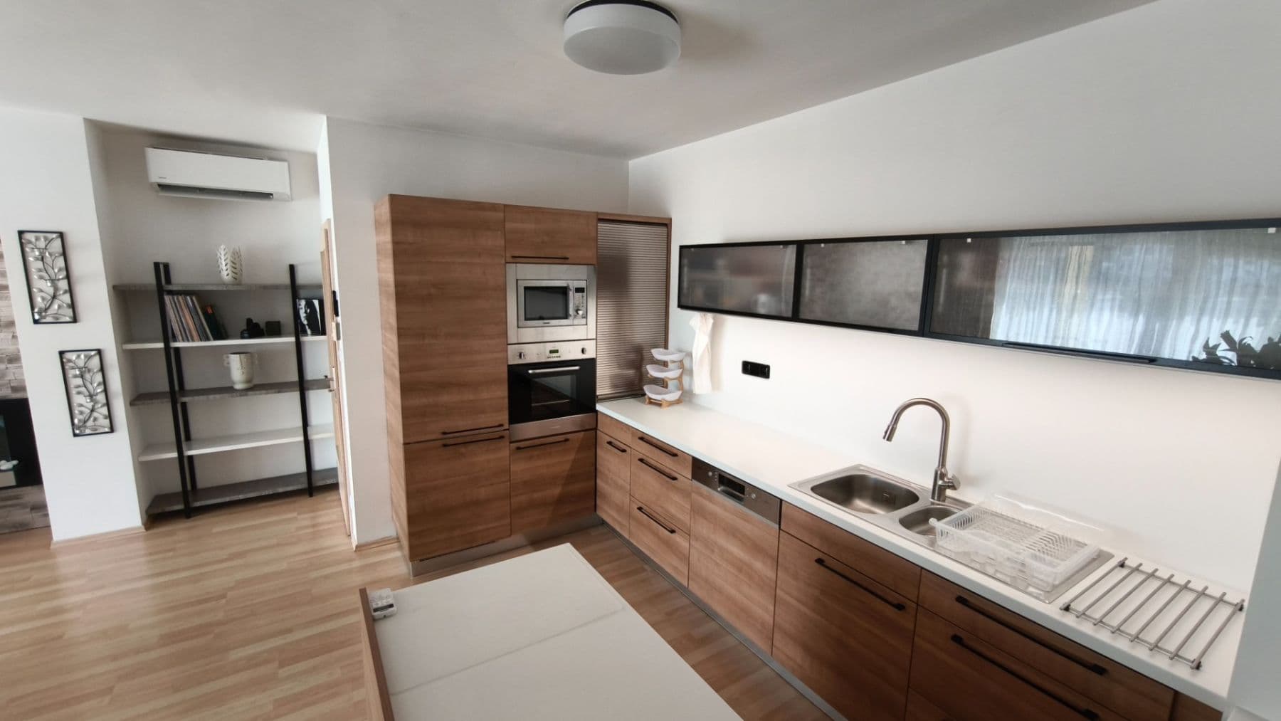 1 bedroom with open-plan kitchen flat for sale, 82 m², Na Harfě, Prague, Prague 1 bedroom with open-plan kitchen flat for sale, 82 m², Na Harfě, Prague, Prague