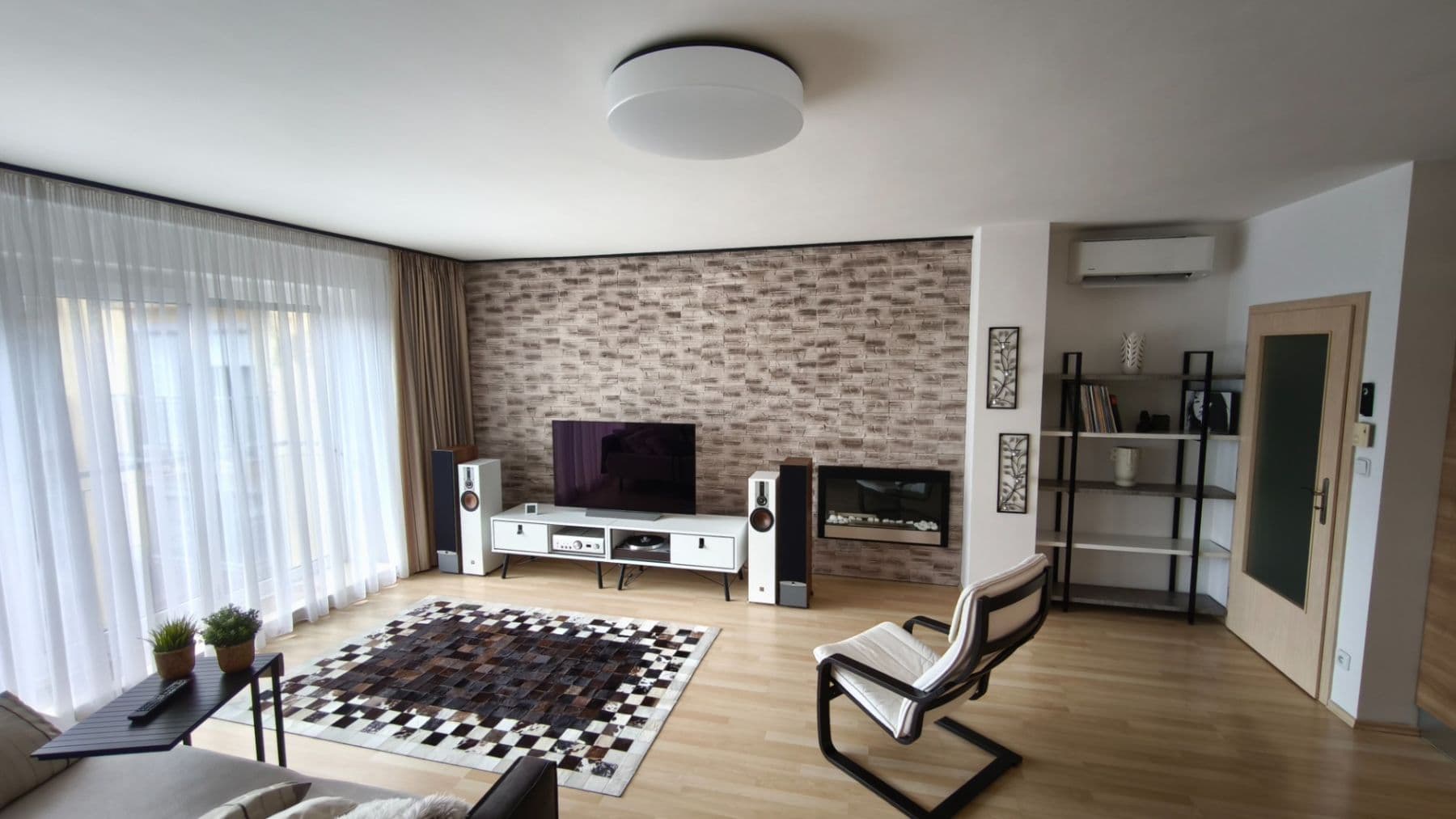 1 bedroom with open-plan kitchen flat for sale, 82 m², Na Harfě, Prague, Prague 1 bedroom with open-plan kitchen flat for sale, 82 m², Na Harfě, Prague, Prague