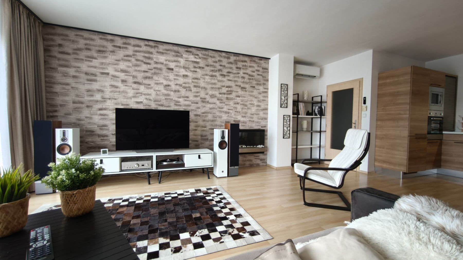 1 bedroom with open-plan kitchen flat for sale, 82 m², Na Harfě, Prague, Prague 1 bedroom with open-plan kitchen flat for sale, 82 m², Na Harfě, Prague, Prague