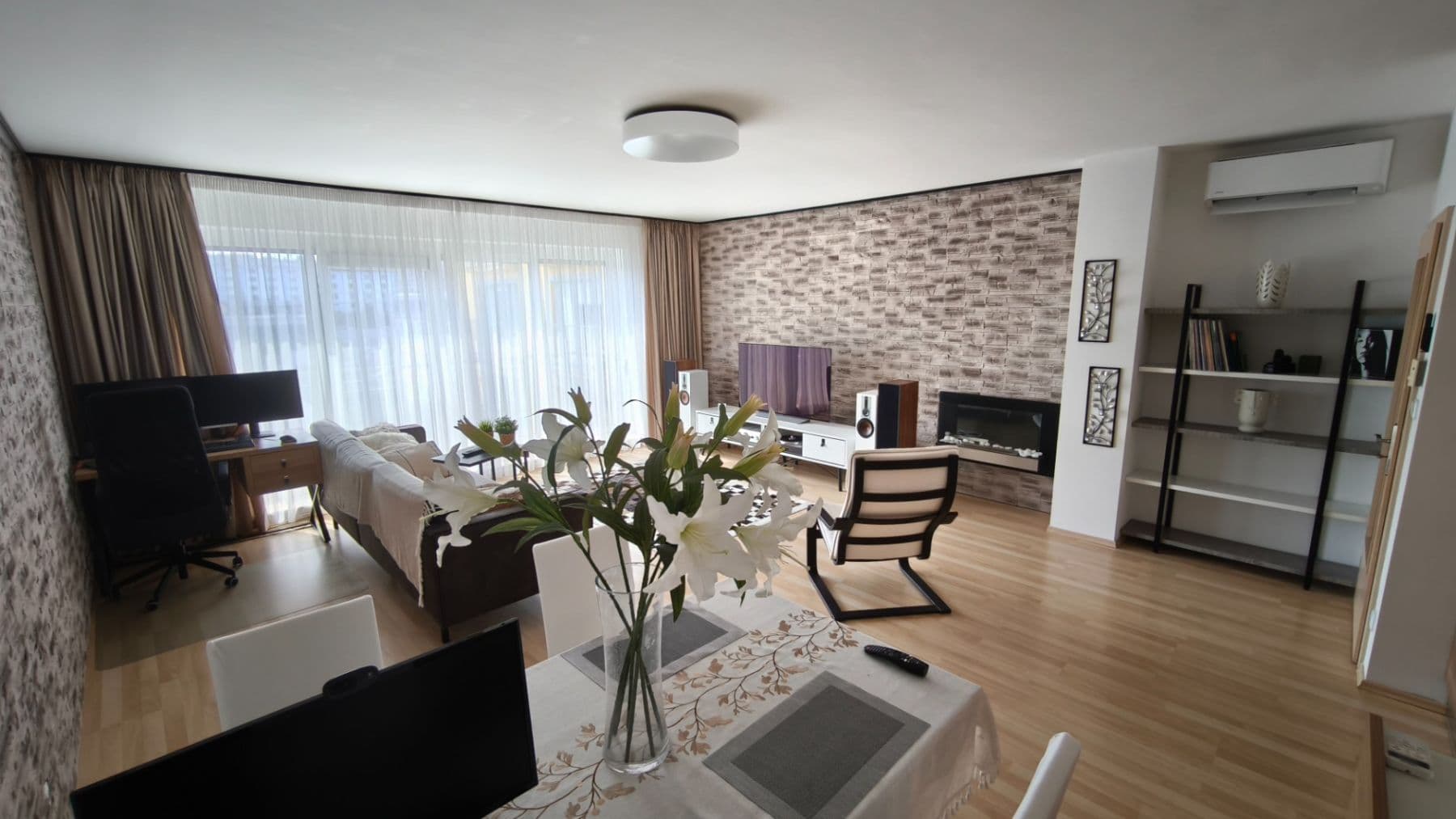 1 bedroom with open-plan kitchen flat for sale, 82 m², Na Harfě, Prague, Prague 1 bedroom with open-plan kitchen flat for sale, 82 m², Na Harfě, Prague, Prague