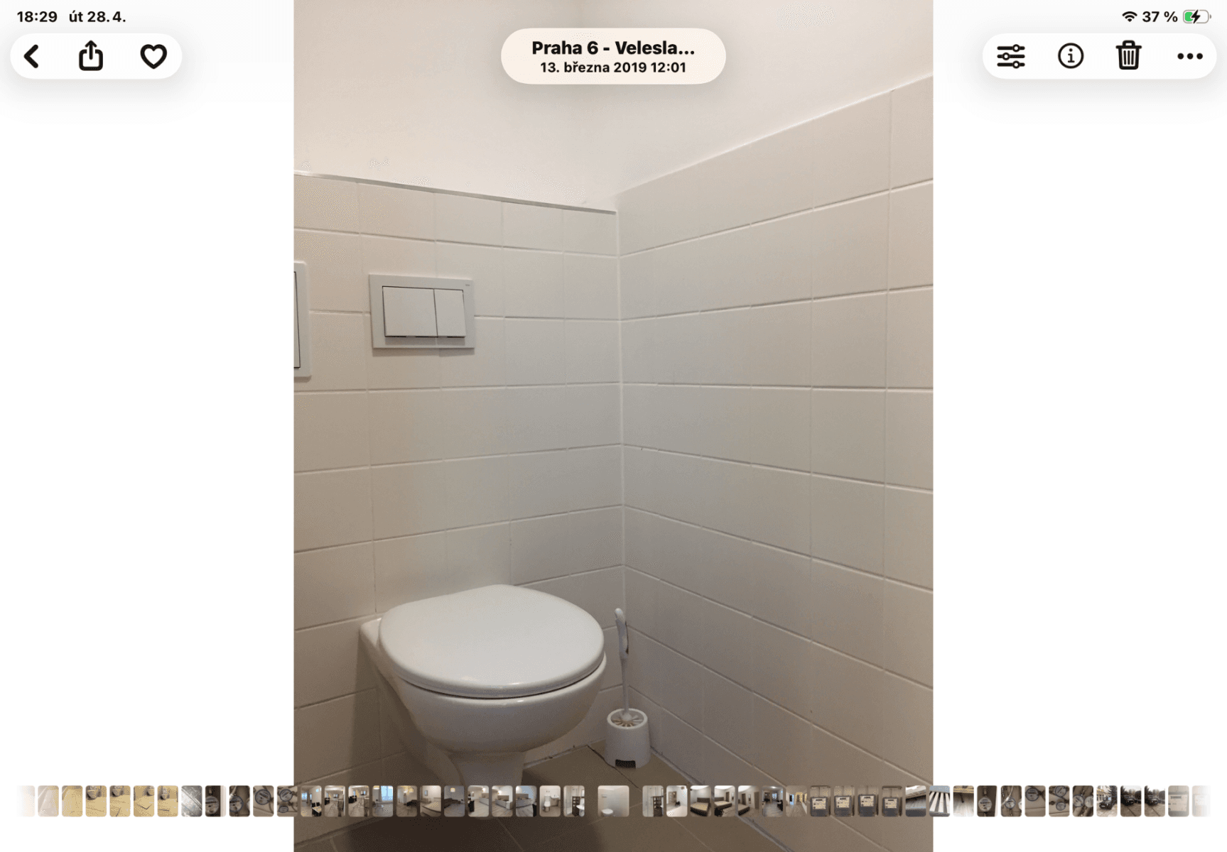 2 bedroom with open-plan kitchen flat to rent, 92 m², Pod Dvorem, Prague, Prague 2 bedroom with open-plan kitchen flat to rent, 92 m², Pod Dvorem, Prague, Prague