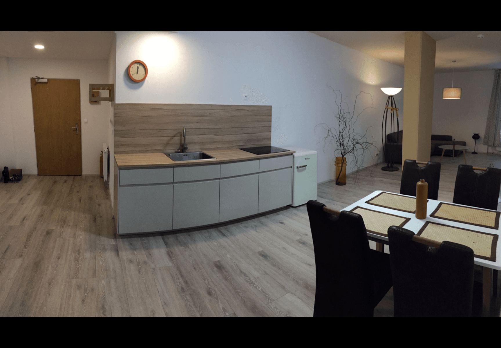 2 bedroom with open-plan kitchen flat to rent, 92 m², Pod Dvorem, Prague, Prague 2 bedroom with open-plan kitchen flat to rent, 92 m², Pod Dvorem, Prague, Prague
