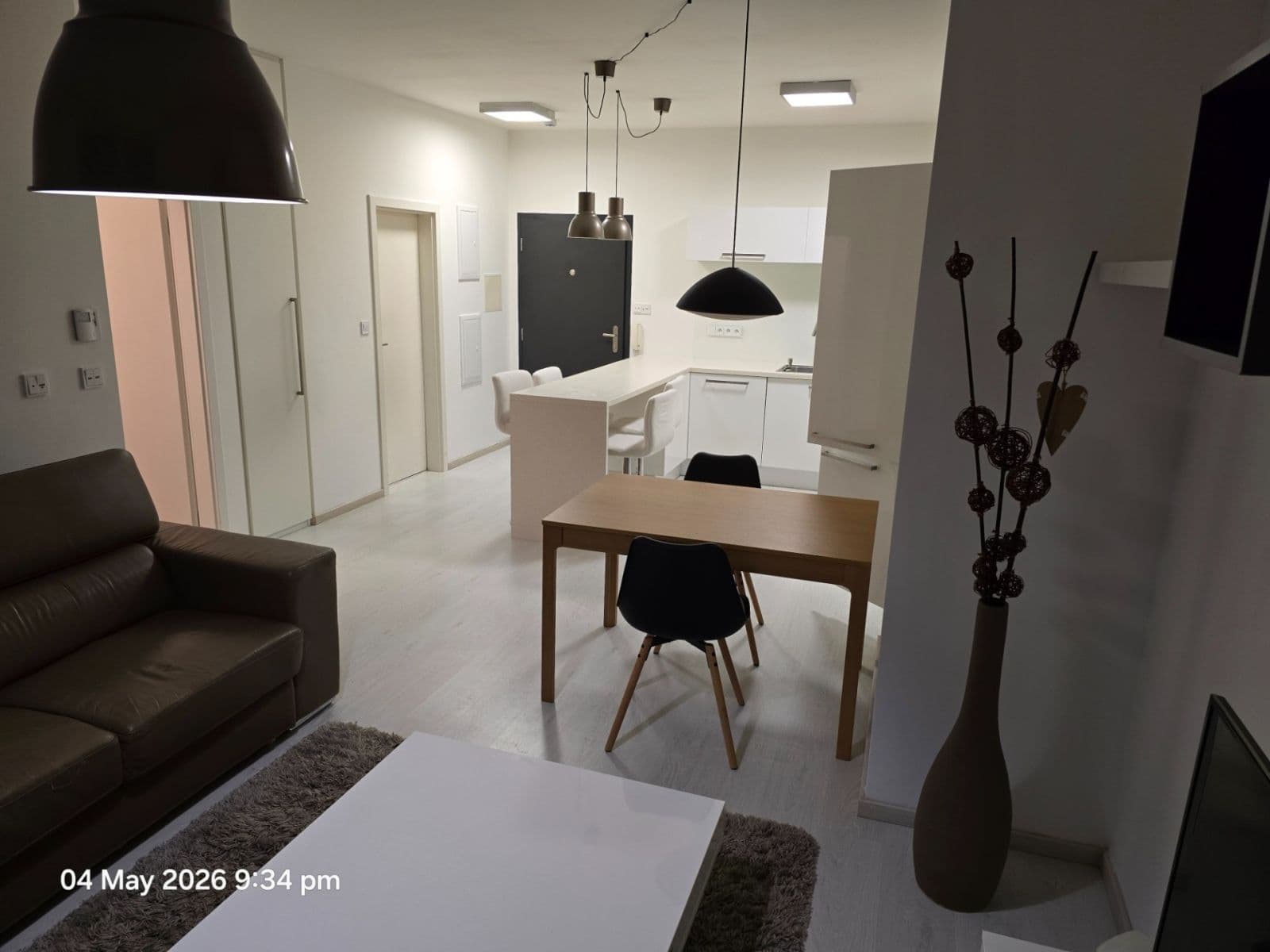 1 bedroom with open-plan kitchen flat to rent, 56 m², Počernická, Prague, Prague 1 bedroom with open-plan kitchen flat to rent, 56 m², Počernická, Prague, Prague