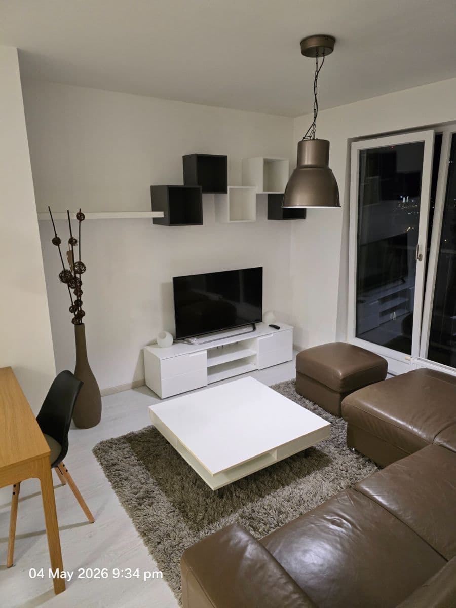 1 bedroom with open-plan kitchen flat to rent, 56 m², Počernická, Prague, Prague 1 bedroom with open-plan kitchen flat to rent, 56 m², Počernická, Prague, Prague