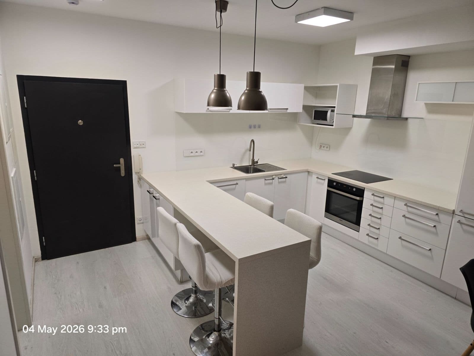 1 bedroom with open-plan kitchen flat to rent, 56 m², Počernická, Prague, Prague 1 bedroom with open-plan kitchen flat to rent, 56 m², Počernická, Prague, Prague
