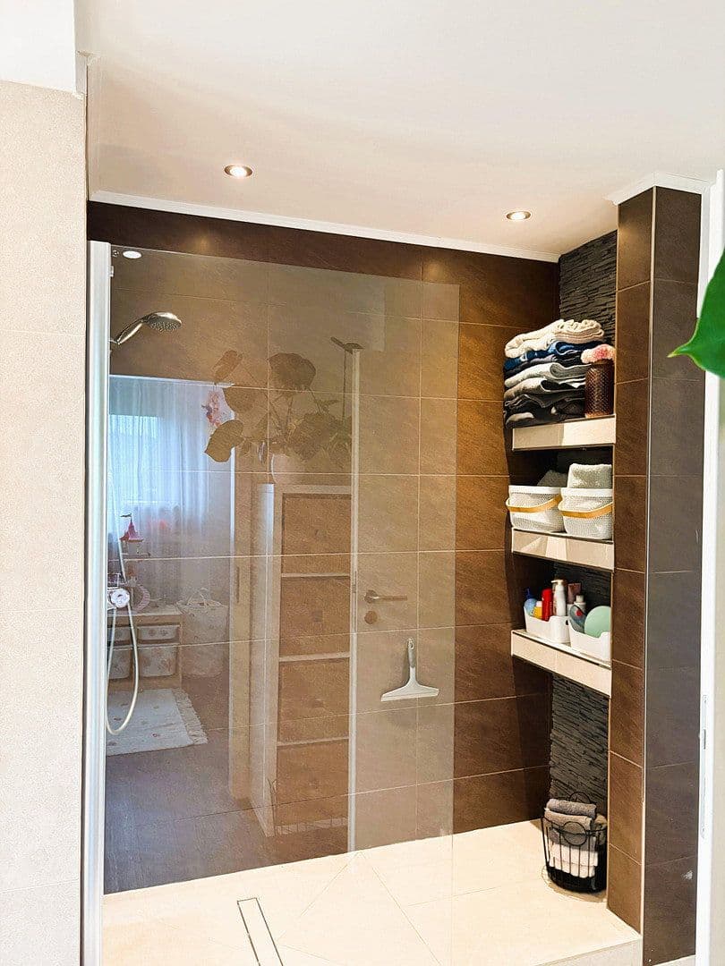 3 bedroom with open-plan kitchen flat for sale, 113 m², Essen-Haarzopf, North Rhine-Westphalia 3 bedroom with open-plan kitchen flat for sale, 113 m², Essen-Haarzopf, North Rhine-Westphalia