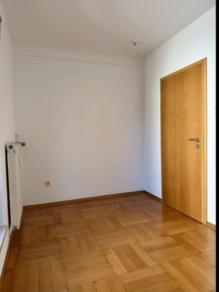 3 bedroom with open-plan kitchen flat to rent, 95 m², Aalen, Baden-Württemberg 3 bedroom with open-plan kitchen flat to rent, 95 m², Aalen, Baden-Württemberg