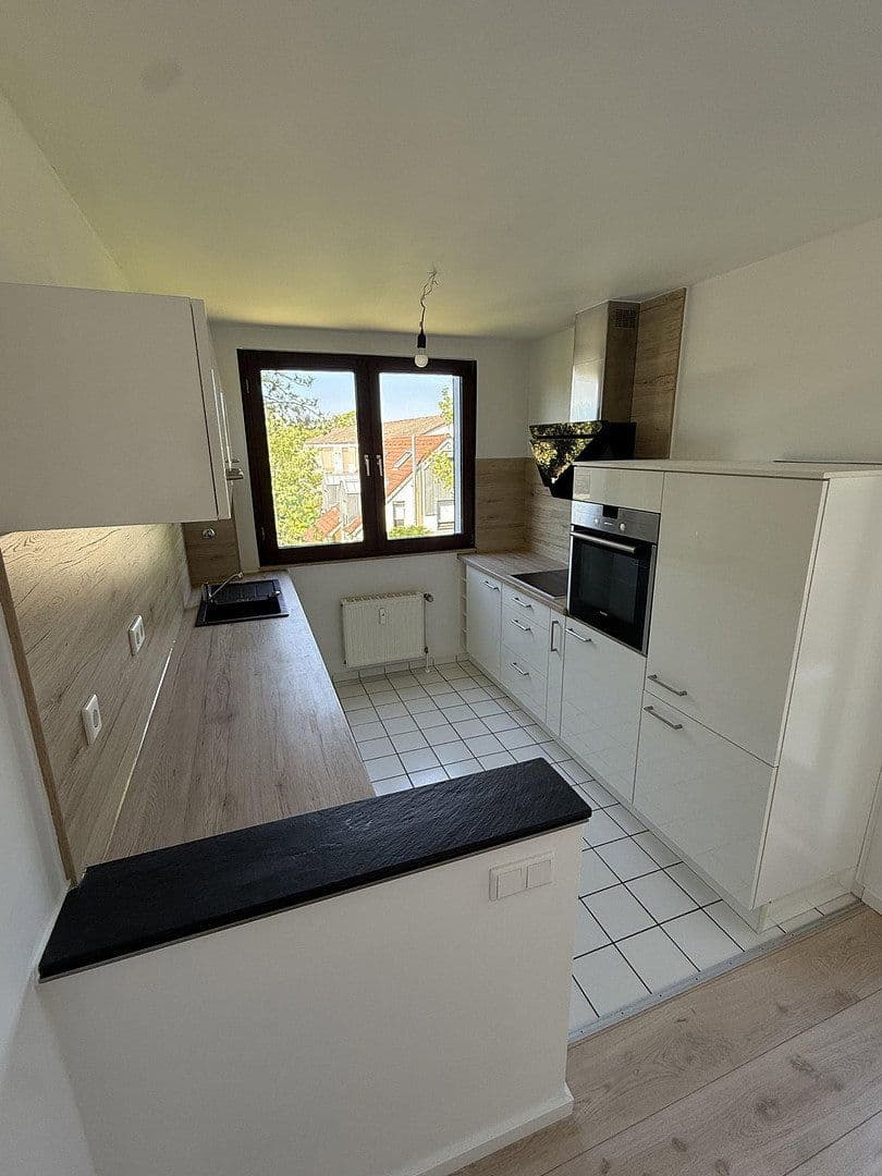 3 bedroom flat for sale, 79 m², Karlstr. 5a, Langenfeld (Rheinland), North Rhine-Westphalia 3 bedroom flat for sale, 79 m², Karlstr. 5a, Langenfeld (Rheinland), North Rhine-Westphalia
