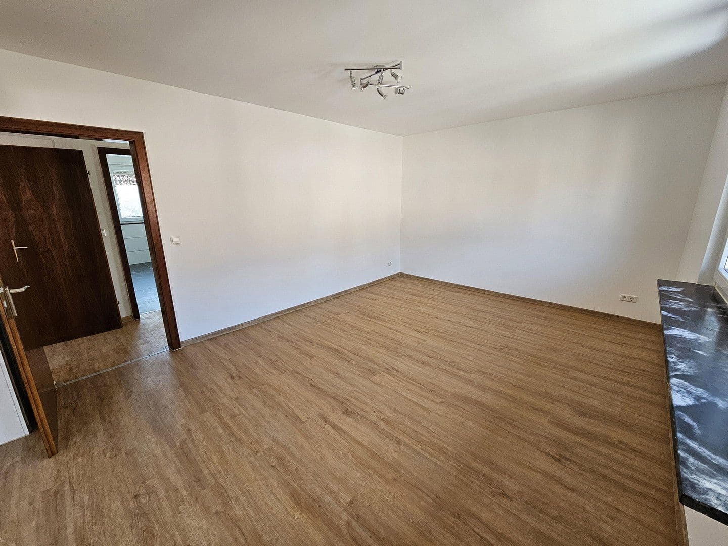 4 bedroom flat to rent, 120 m², Stutensee, Baden-Württemberg 4 bedroom flat to rent, 120 m², Stutensee, Baden-Württemberg