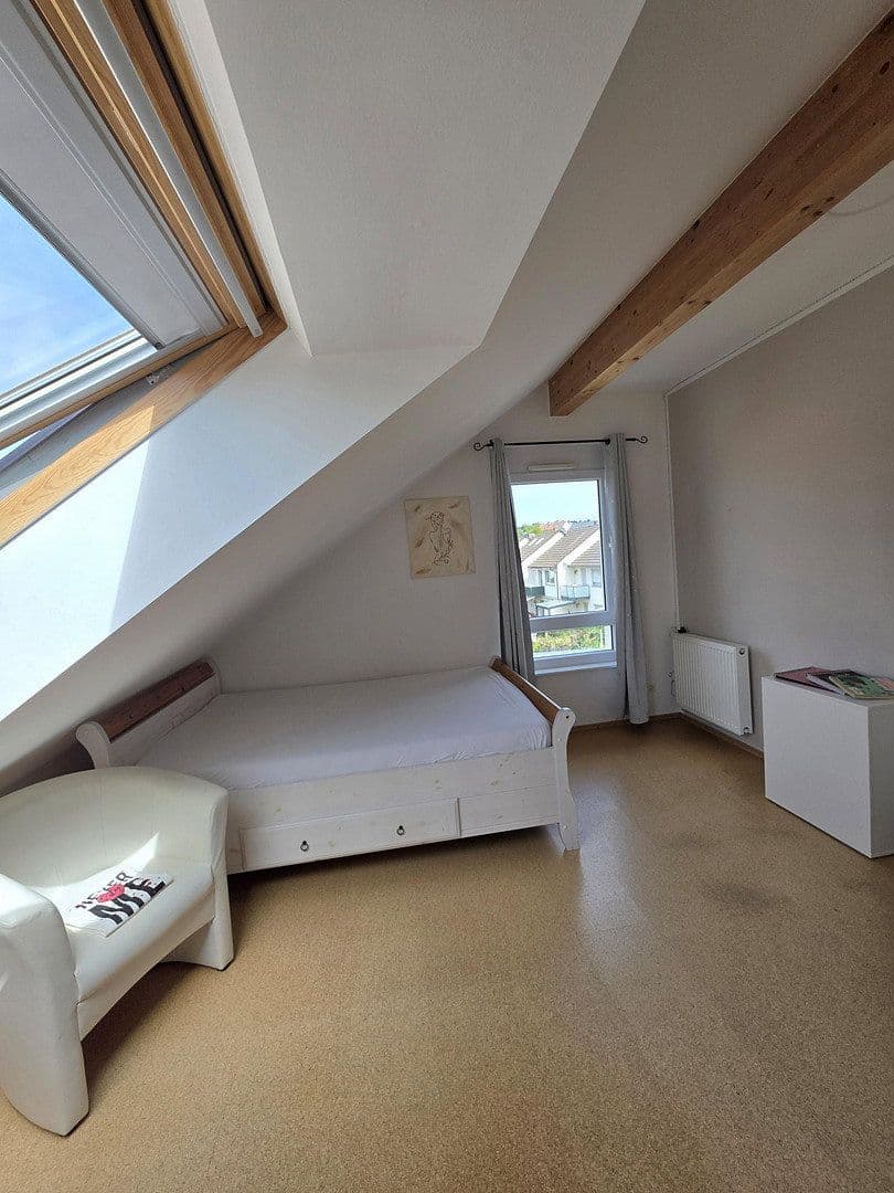 house for sale, 141 m², Kriftel, Hesse house for sale, 141 m², Kriftel, Hesse