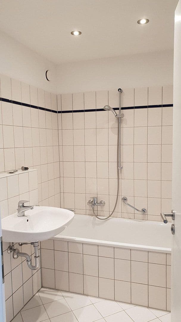 2 bedroom with open-plan kitchen flat to rent, 84 m², Robert-Koch-Str. 38, Ottobrunn, Bavaria 2 bedroom with open-plan kitchen flat to rent, 84 m², Robert-Koch-Str. 38, Ottobrunn, Bavaria